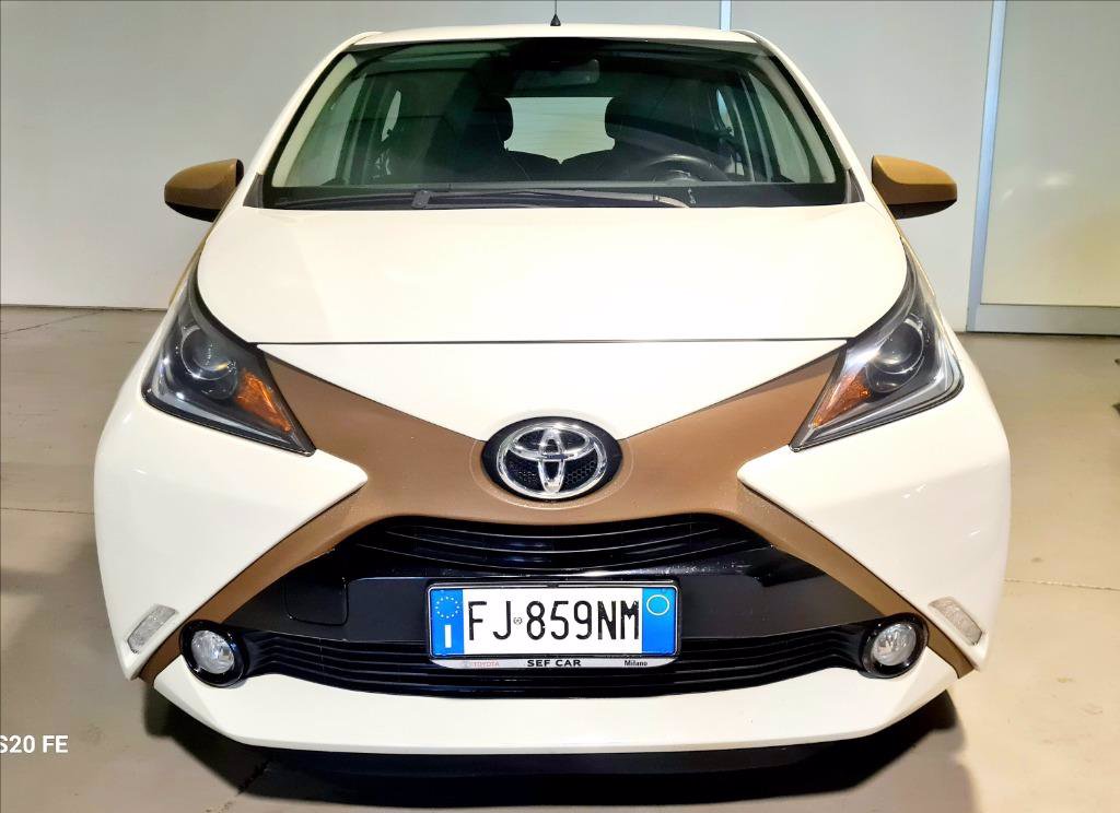 TOYOTA Aygo 5p 1.0 x-wave