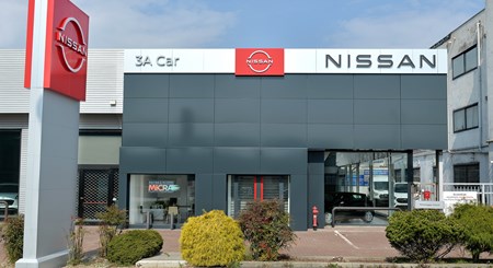 Facciata Nissan